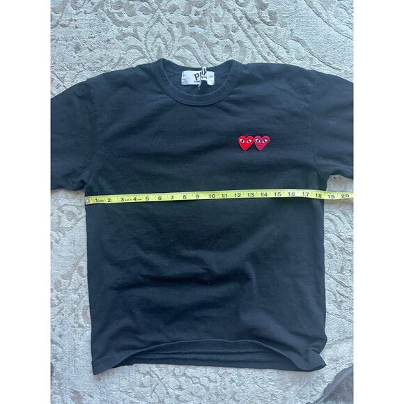 Black Graphic Tee Comme des Garçons Play Double Heart Logo Size M - Picture 5 of 6